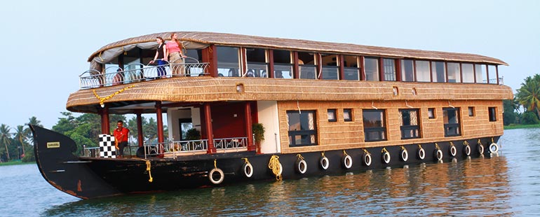 7-bedroom-kerala-houseboat