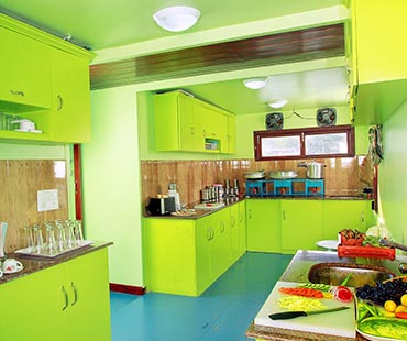 8-bedroom-kerala-houseboat